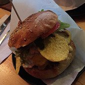 Revolver Burger